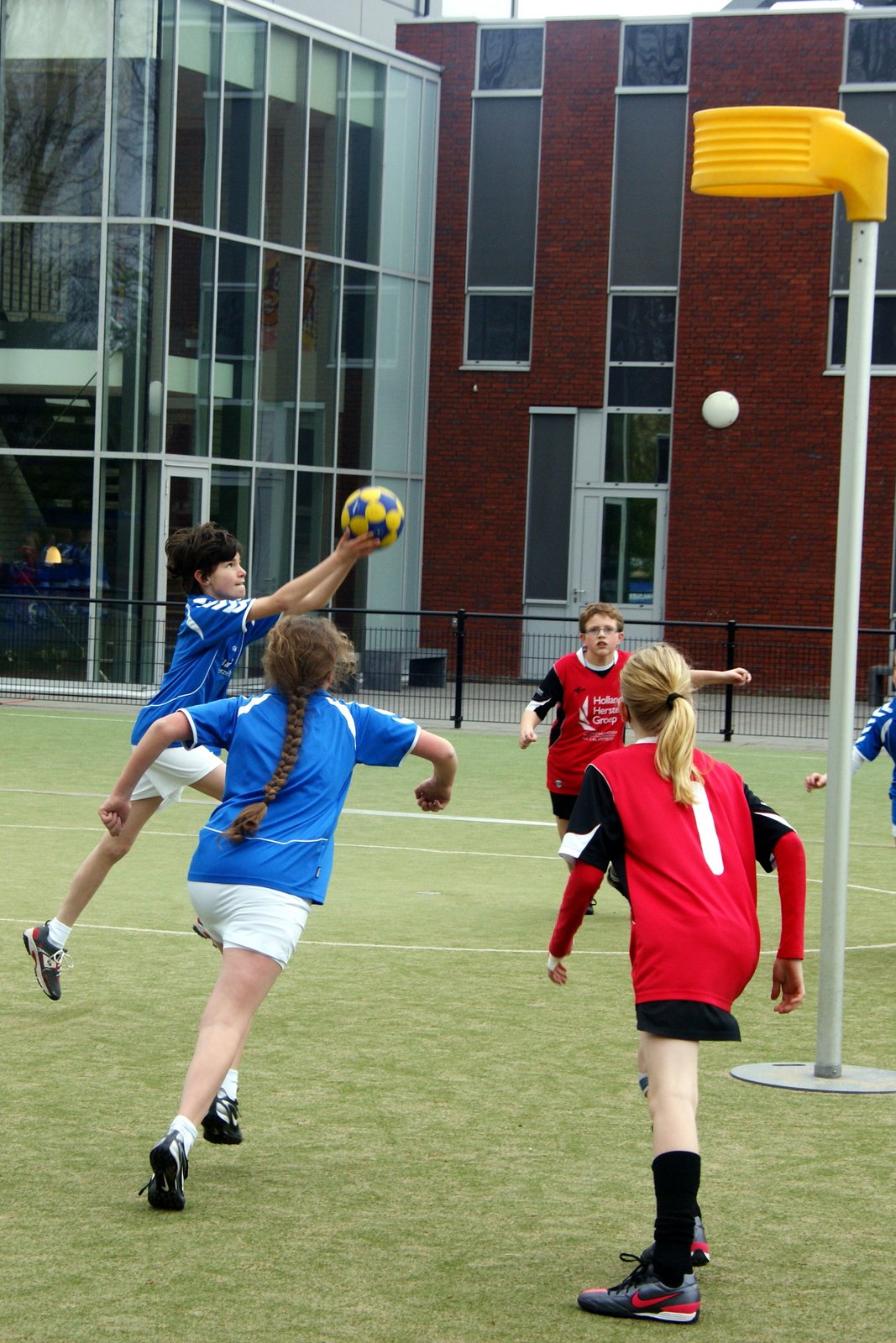 Korfbal D2  21 april-005.JPG